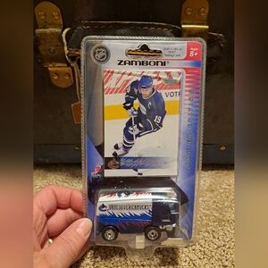 Vintage 2006 Zamboni Vancouver Canucks Toy with Hockey Card